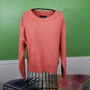 American Eagle Outfitters Heavy Knit Peach Pullover Sweater Size Small